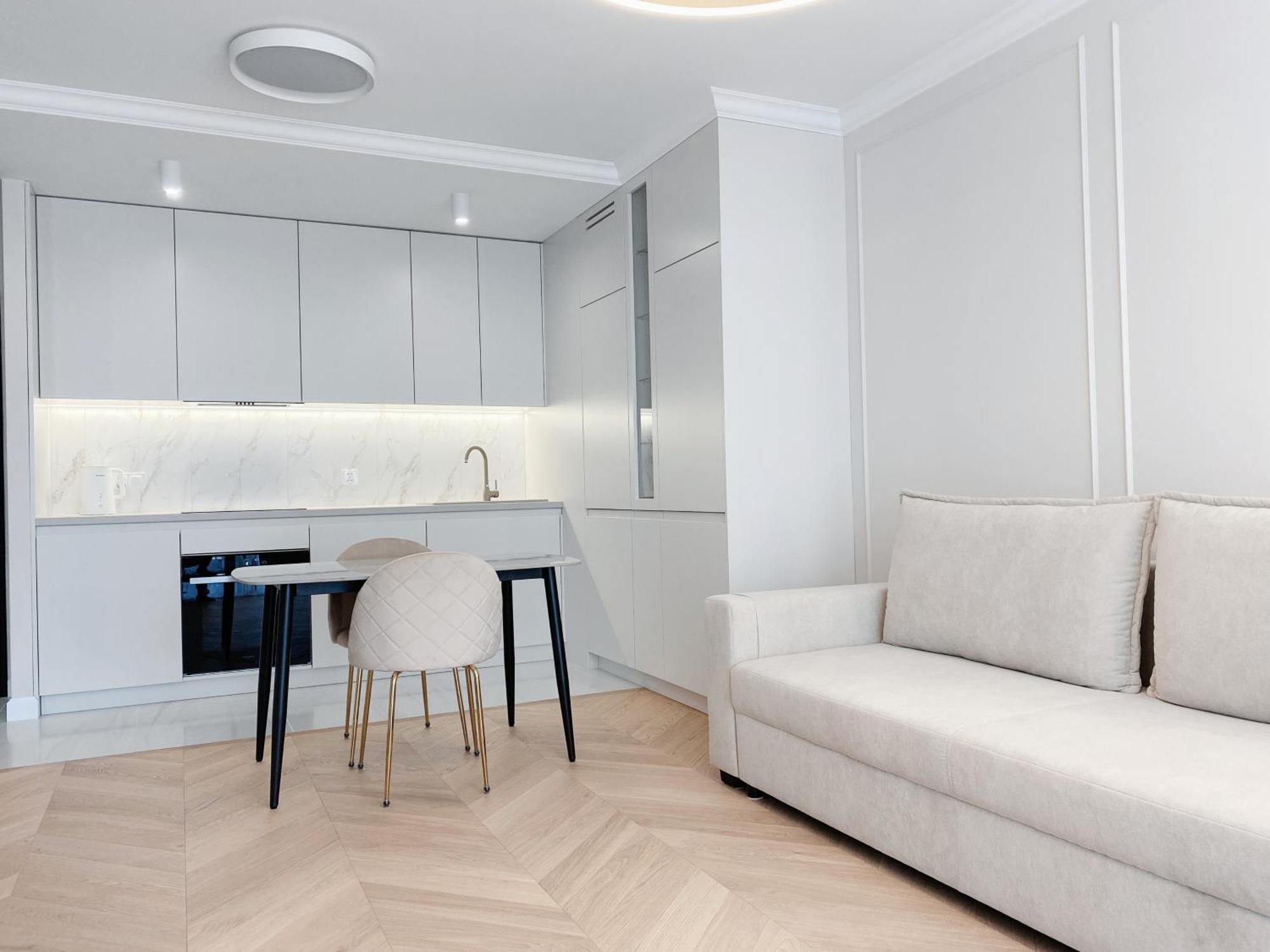 Apartment Royal Bulvar - Nowy! - Taras Widokowy Na 13 Pietrze, Garaz, 10 Min Od Plazy *